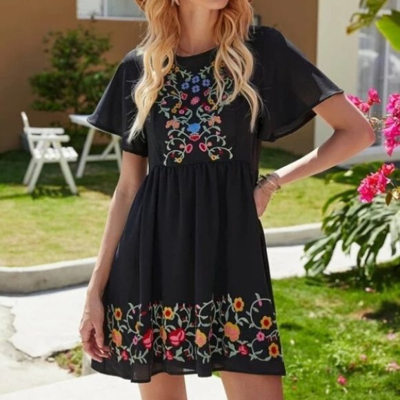black mbroidered butterfly sleeve Mini Dress - Picture 2 of 6